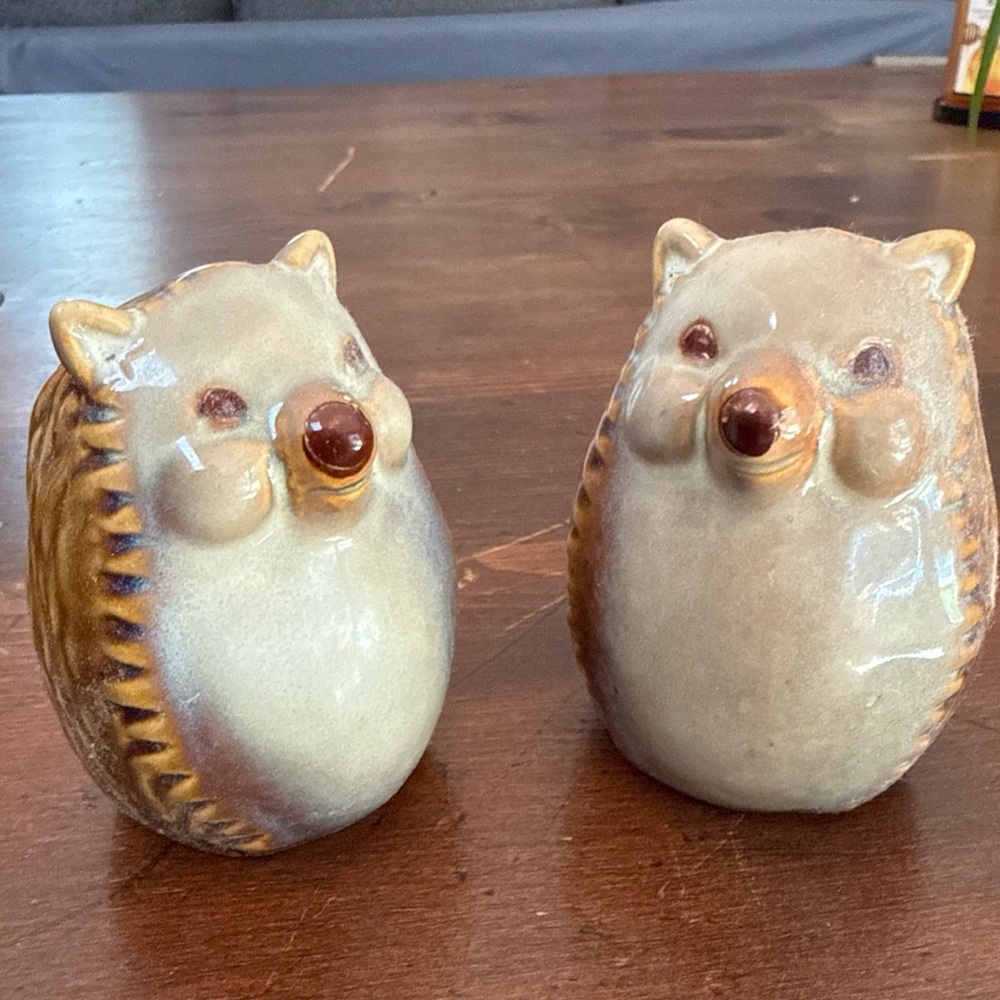 Hedgehog Abbott Collection Stoneware Hedgehog Salt Pepper Shakers Stoppers Gray